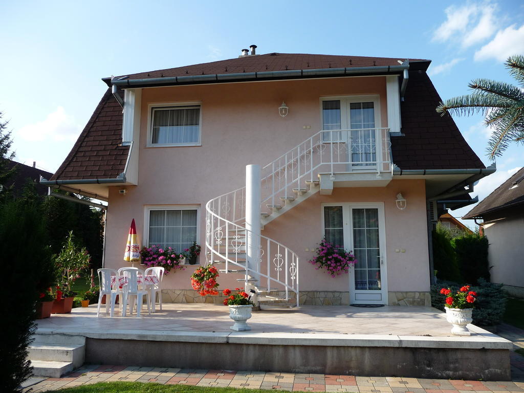 Fodi Apartman Zalakaros Exterior foto
